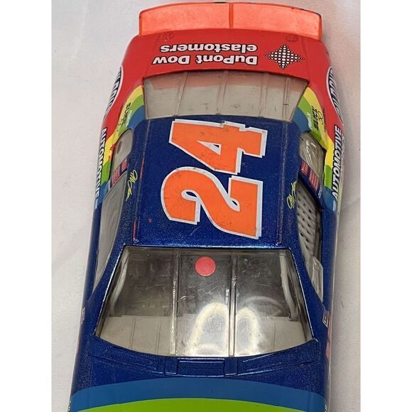 Jeff Gordon 1999 Monte Cristo Chevy Dupont 1/24 ELITE Model Car Colorful Hasboro - Picture 9 of 9